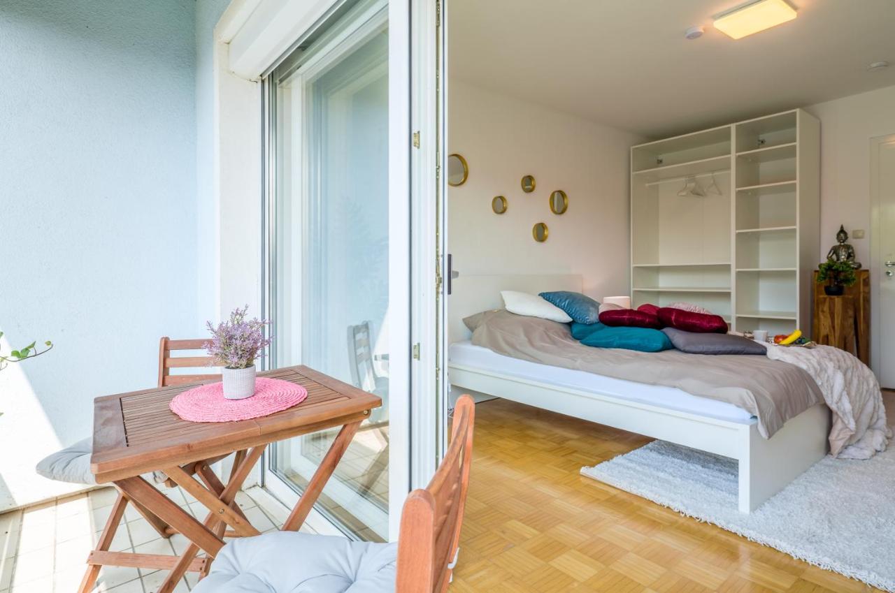 2Og Rechts - Wunderschoene 80M2 3-Zimmer City Wohnung Naehe Salzburg Freilassing Exterior foto