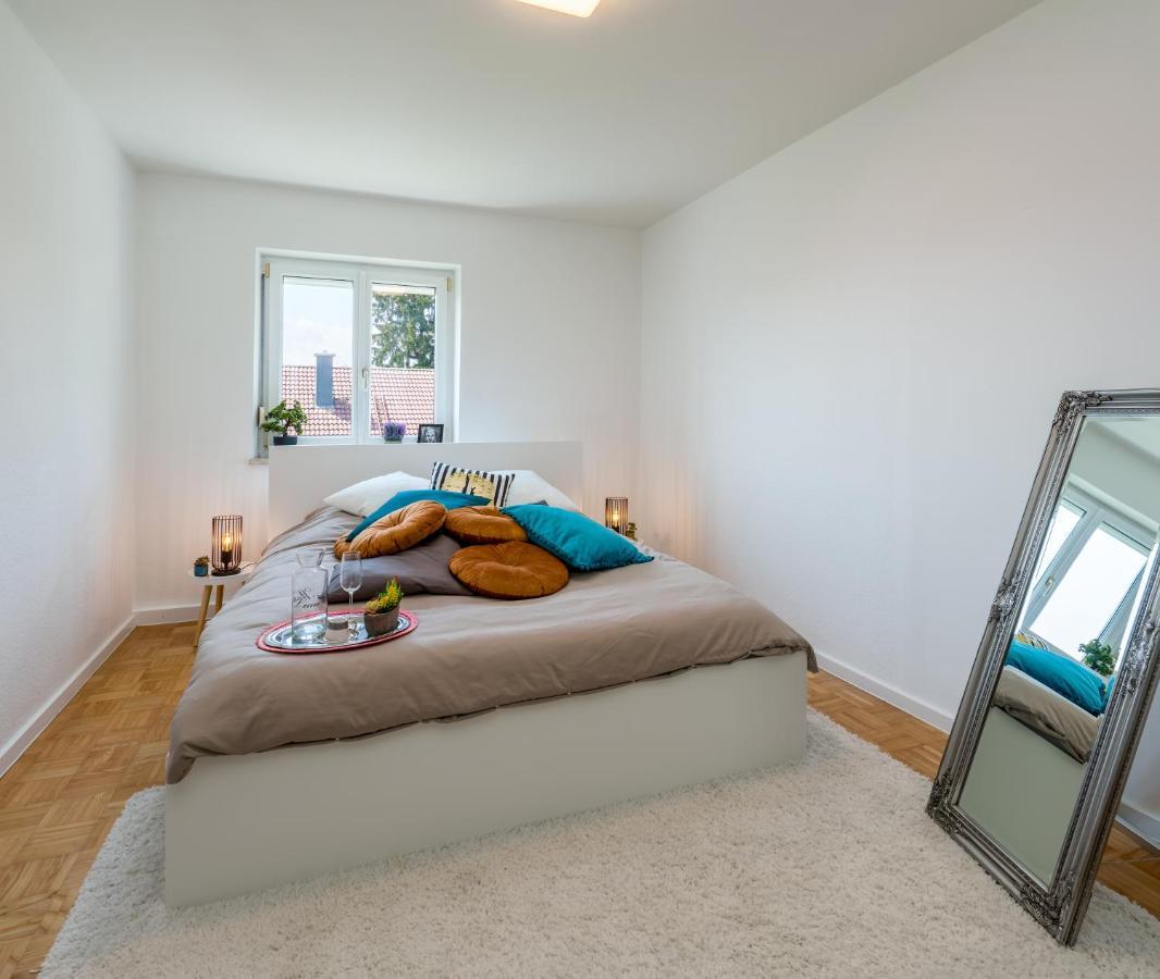 2Og Rechts - Wunderschoene 80M2 3-Zimmer City Wohnung Naehe Salzburg Freilassing Exterior foto